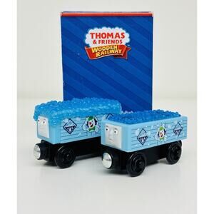Bubblesome Trucks Logan and the Big Blue Engines Accessory Pack Thomas & Friends